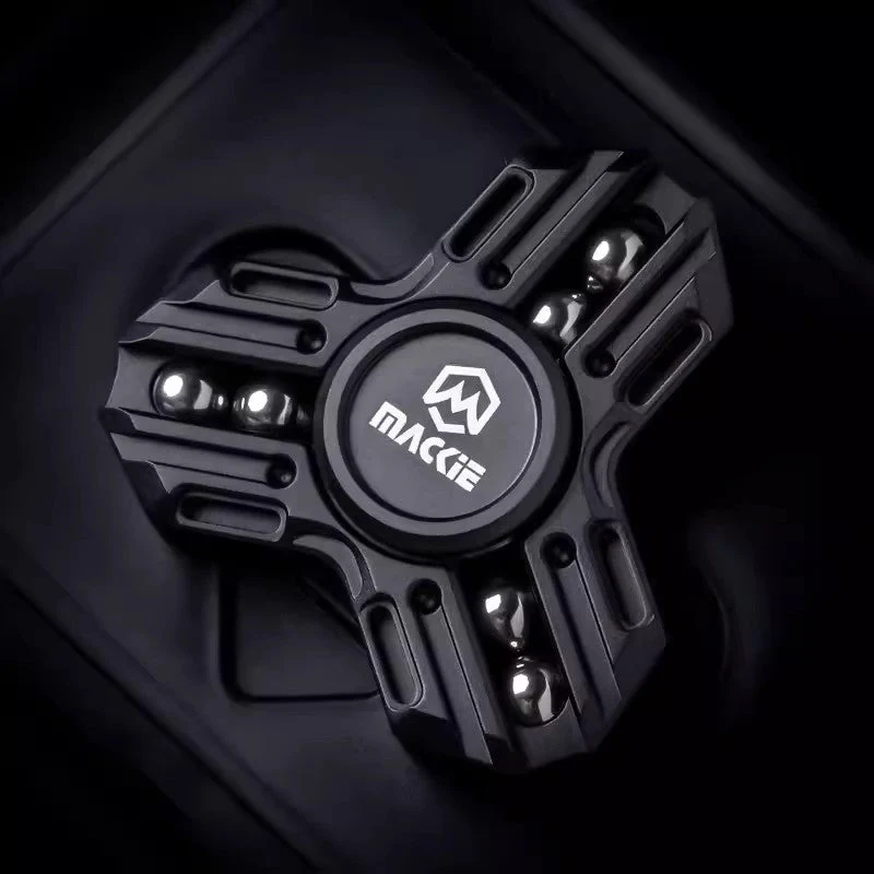 Mackie KNIGHT MINI Fidget Spinner - Image 13